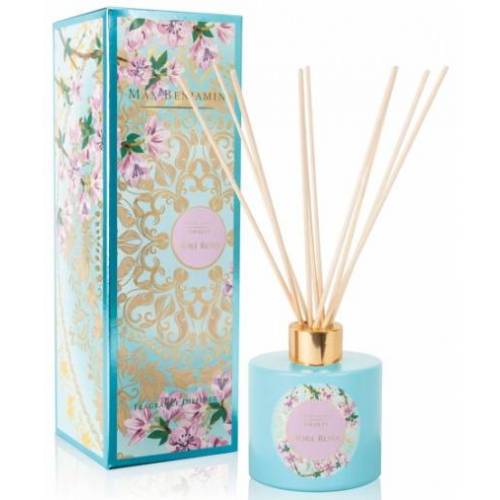 Max Benjamin Namų kvapas Max Benjamin Amalfi Fiori Rosa 150 ml 38,00 EUR Max Benjamin Namų kvapas Max Benjamin Amalfi Fiori Rosa 150 ml 38,00 EUR