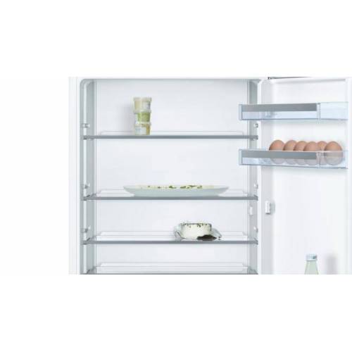 BOSCH Įmontuojamas šaldytuvas BOSCH KIR21VS30 410,00 EUR BOSCH Įmontuojamas šaldytuvas BOSCH KIR21VS30 410,00 EUR