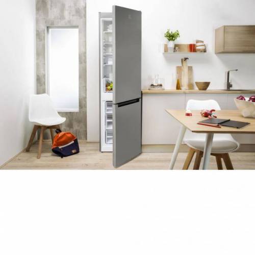 INDESIT 176 cm aukščio šaldytuvas su šaldikliu Indesit LR7 S1 X 315,00 EUR INDESIT 176 cm aukščio šaldytuvas su šaldikliu Indesit LR7 S1 X 315,00 EUR