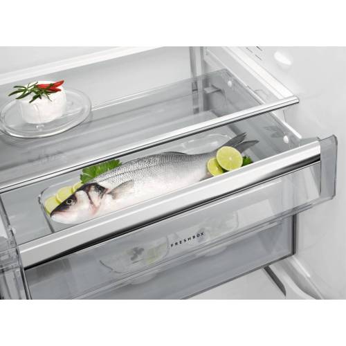 AEG Įmontuojamas šaldytuvas AEG SCE81816ZF 799,00 EUR AEG Įmontuojamas šaldytuvas AEG SCE81816ZF 799,00 EUR