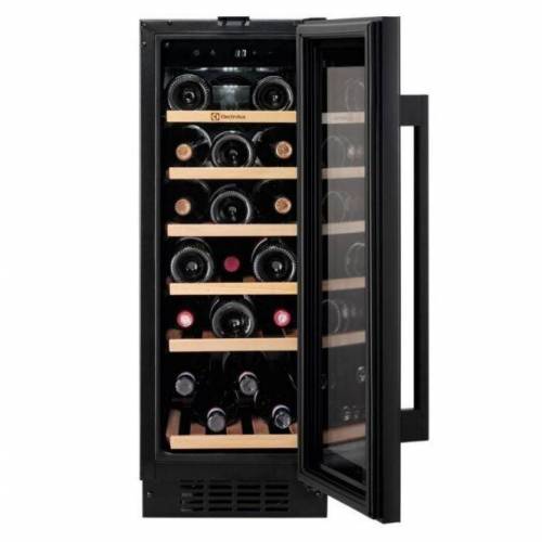 ELECTROLUX Įmontuojamas vyno šaldytuvas Electrolux EWUS020B5B 749,00 EUR