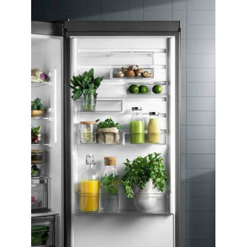 ELECTROLUX Šaldytuvas Electrolux ENS8TE19S, 188 cm. įmontuojamas 899,00 EUR