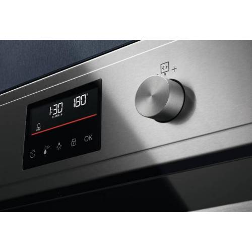 ELECTROLUX Ner.plieno spalvos orkaitė su pirolize Electrolux EOF4P56X 449,00 EUR