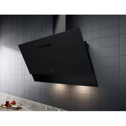 ELECTROLUX 90cm.pločio juodos spalvos kamino tipo garų rinktuvas Electrolux LFV619R 599,00 EUR