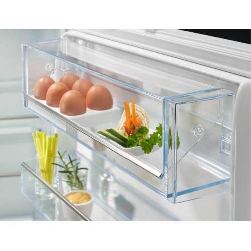 ELECTROLUX 70 cm pločio įmontuojamas šaldytuvas Electrolux ENP7TD75S 1,299.00 ELECTROLUX 70 cm pločio įmontuojamas šaldytuvas Electrolux ENP7TD75S 1,299.00