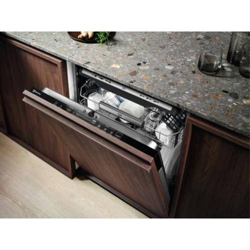 ELECTROLUX 60 cm. pločio įmontuojama indaplovė Electrolux EEC67310L 879,00 EUR