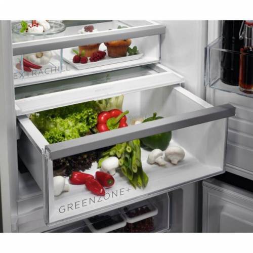 AEG 177 cm įmontuojamas šaldytuvas su šaldikliu AEG TSC8M183DC 989,00 EUR