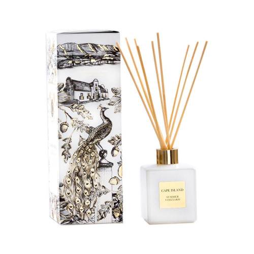 CAPE ISLAND CAPE ISLAND namų kvapas su lazdelėmis SUMMER VINEYARD 200ml 44,00 EUR CAPE ISLAND CAPE ISLAND namų kvapas su lazdelėmis SUMMER VINEYARD 200ml 44,00 EUR