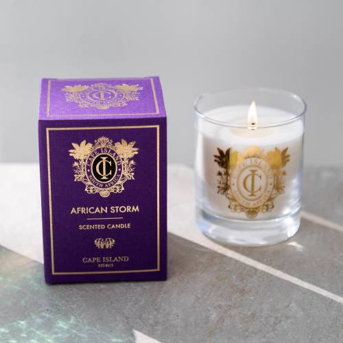 CAPE ISLAND CAPE ISLAND aromatinė žvakė AFRICAN STORM 200g 33,00 EUR CAPE ISLAND CAPE ISLAND aromatinė žvakė AFRICAN STORM 200g 33,00 EUR