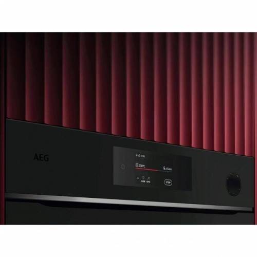 AEG Juodos spalvos orkaitė su garu ir pirolize AEG TR7PB731ST 899,00 €