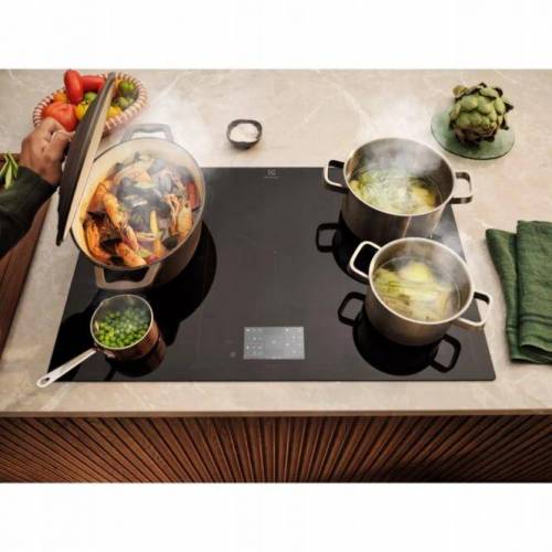 ELECTROLUX 60cm pločio indukcinė kaitlentė Electrolux EIS6949 889,00 €