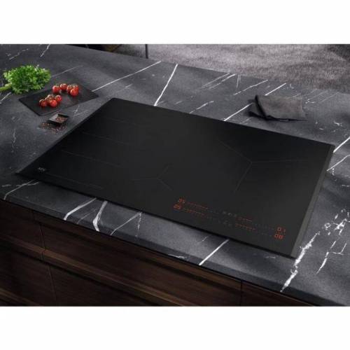 AEG 80 cm pločio indukcinė kaitlentė AEG TI84IF00FB 799,00 €