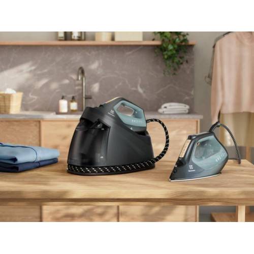 ELECTROLUX Lyginimo sistema su apšvietimu ir automatiniu termostatu Electrolux E8ST2-8OG juoda 248,00 €