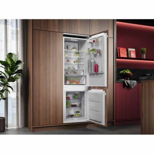 AEG 177 cm įmontuojamas šaldytuvas su šaldikliu AEG TC7CS181AF 1,119.00