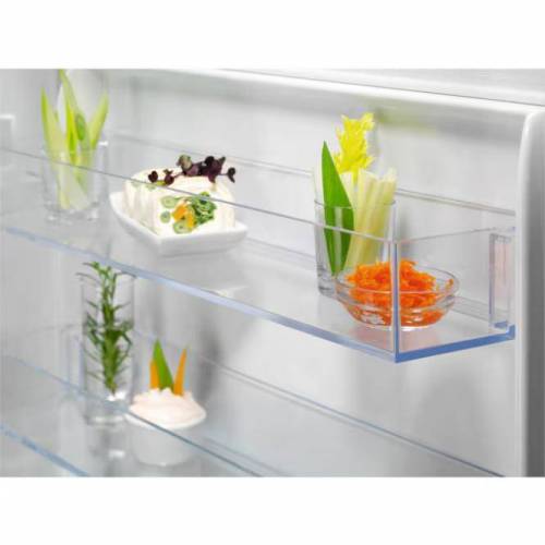 ELECTROLUX 178 cm. įmontuojamas šaldytuvas su šaldikliu Electrolux ENZ9MC18S 1,049.00