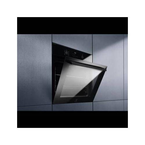 ELECTROLUX Juodos spalvos orkaitė su pirolize ir garų funkcija Electrolux LOD7P87Z 549,00 €