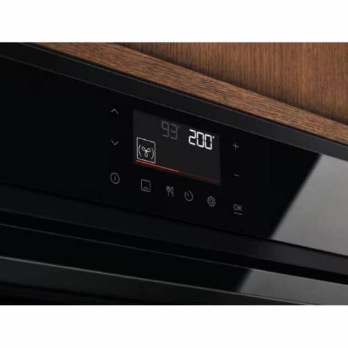 ELECTROLUX Juodos spalvos orkaitė su pirolize Electrolux EOF7P86H3 435,00 €