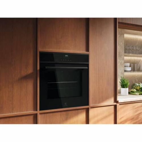 ELECTROLUX Juodos spalvos orkaitė su pirolize Electrolux EOF7P86H3 435,00 €