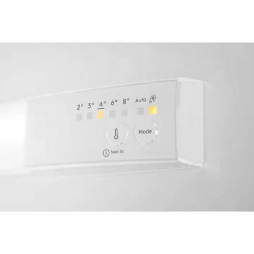 AEG 178 cm. įmontuojamas šaldytuvas su šaldikliu \\"No Frost\\" AEG TC7CS18GES 615,00 €