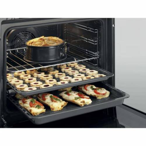 ELECTROLUX Dujinė orkaitė su el. grilium ir katalitine danga Electrolux EOG2102AOX 399,00 €