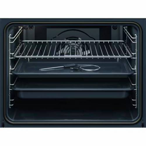 ELECTROLUX Juodos matinės spalvos elekrinė orkaitė Electrolux EOE7C37E 475,00 €
