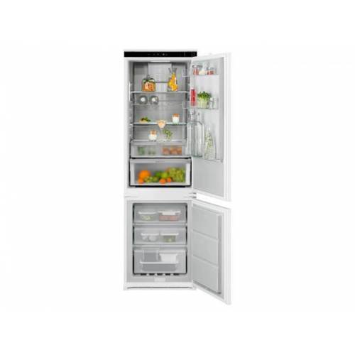 ELECTROLUX 178 cm. įmontuojamas šaldytuvas su šaldikliu „No Frost Greenzone+“Electrolux E8MNGC18S 915,00 €
