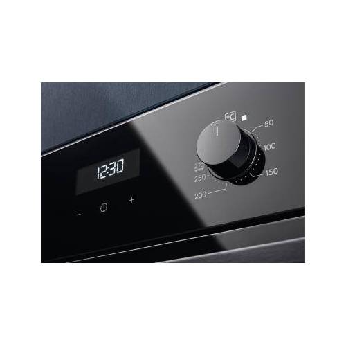 ELECTROLUX Juodos spalvos orkaitė Electrolux EOD5C50Z 369,00 €