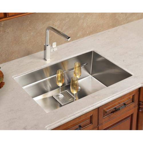 FRANKE Valymo skystis FRANKE GlossClean 1 vnt. 13,00 EUR FRANKE Valymo skystis FRANKE GlossClean 1 vnt. 13,00 EUR