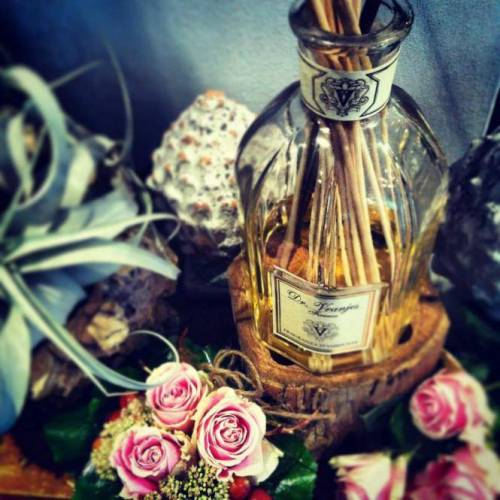 Dr.Vranjes Namų kvapo 500 ml Oud Nobile papildymas iš Dr. Vranjes kolekcijos 76,00 EUR Dr.Vranjes Namų kvapo 500 ml Oud Nobile papildymas iš Dr. Vranjes kolekcijos 76,00 EUR