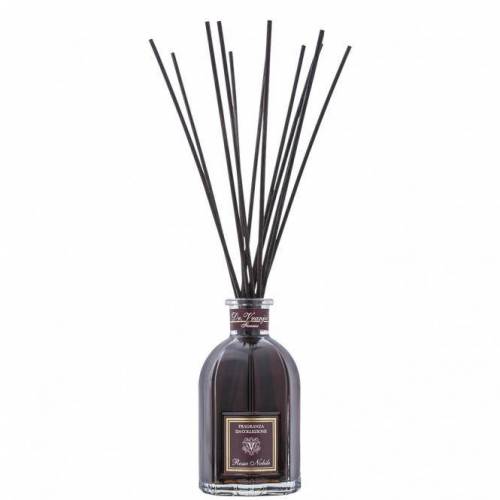 Dr.Vranjes Namų kvapas 500 ml Rosso Nobile su lazdelėmis iš Dr. Vranjes kolekcijos 106,00 EUR Dr.Vranjes Namų kvapas 500 ml Rosso Nobile su lazdelėmis iš Dr. Vranjes kolekcijos 106,00 EUR
